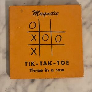 Vintage Drueke 1967 Tic Tak Toe Magnetic Wood Pieces Game Board Travel